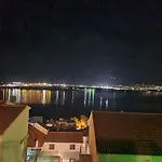 Roko * 特罗吉尔